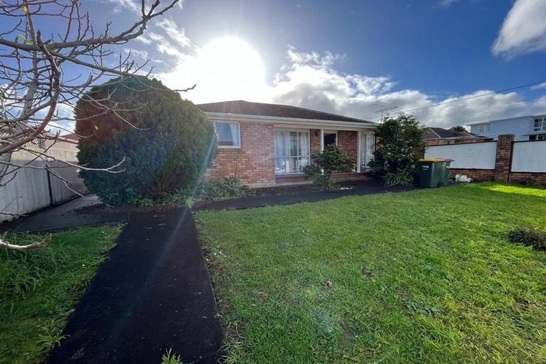 Photo of property in 2/43 Karaka Street, Takapuna, Auckland, 0622