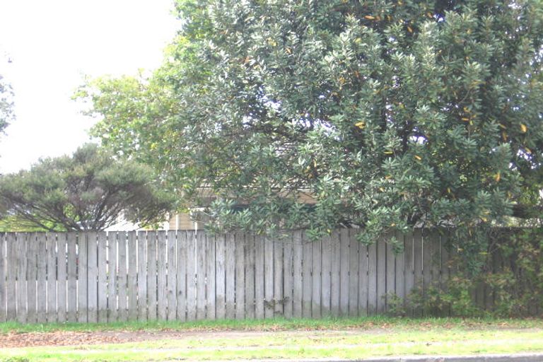 Photo of property in 105 Swanson Road, Henderson, Auckland, 0610