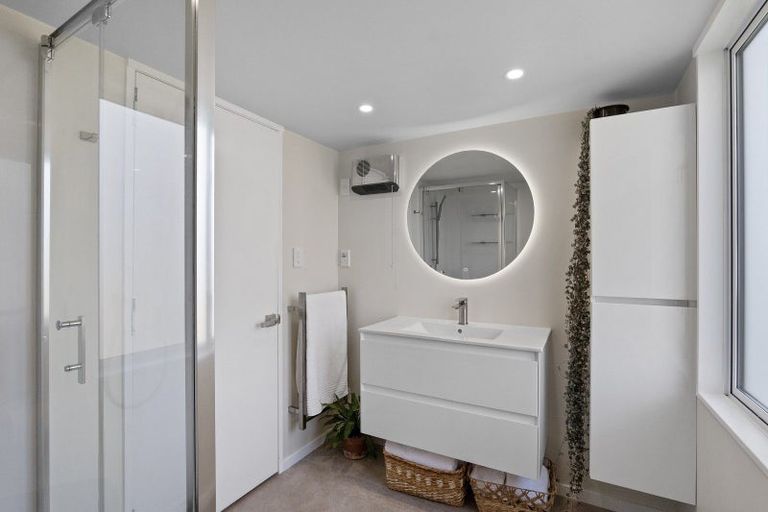 Photo of property in 5 Holderness Place, Ilam, Christchurch, 8041