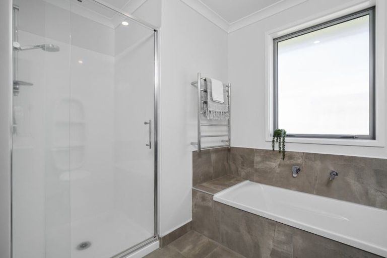 Photo of property in 7 Madeleine Place, Omokoroa, 3114