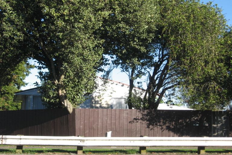 Photo of property in 196 Russell Road, Manurewa, Auckland, 2102