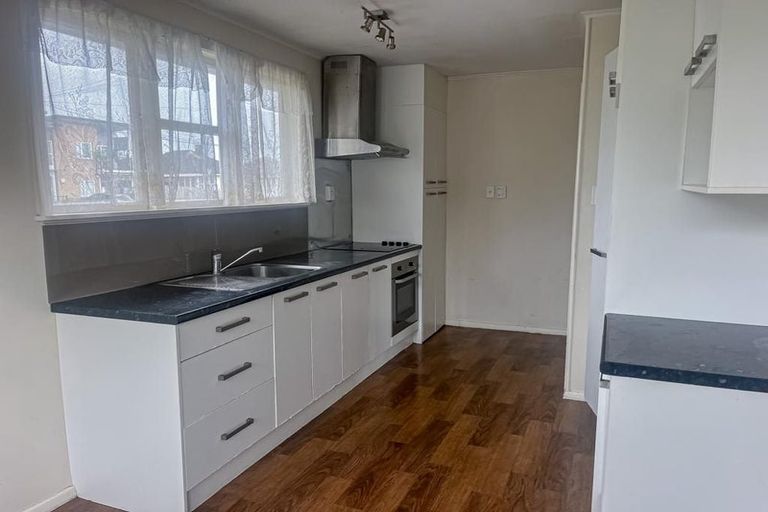 Photo of property in 11 Healy Road, Manurewa, Auckland, 2102