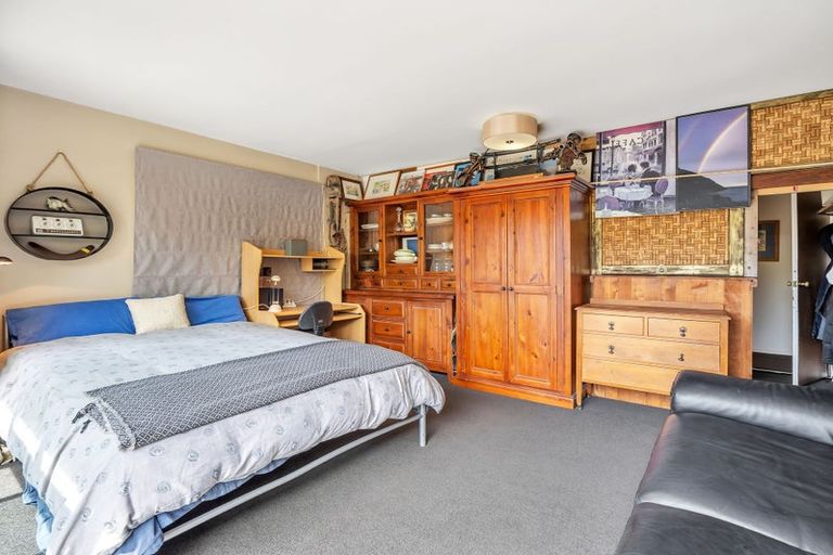 Photo of property in 2/56 Aorangi Road, Bryndwr, Christchurch, 8053