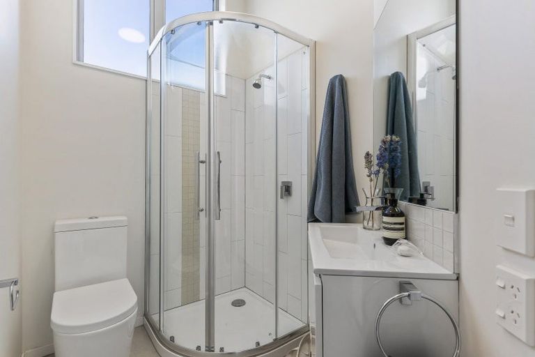 Photo of property in 31 Karo Drive, Te Aro, Wellington, 6011