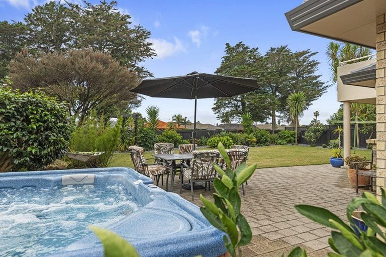 Photo of property in 157 Gravatt Road, Papamoa Beach, Papamoa, 3118
