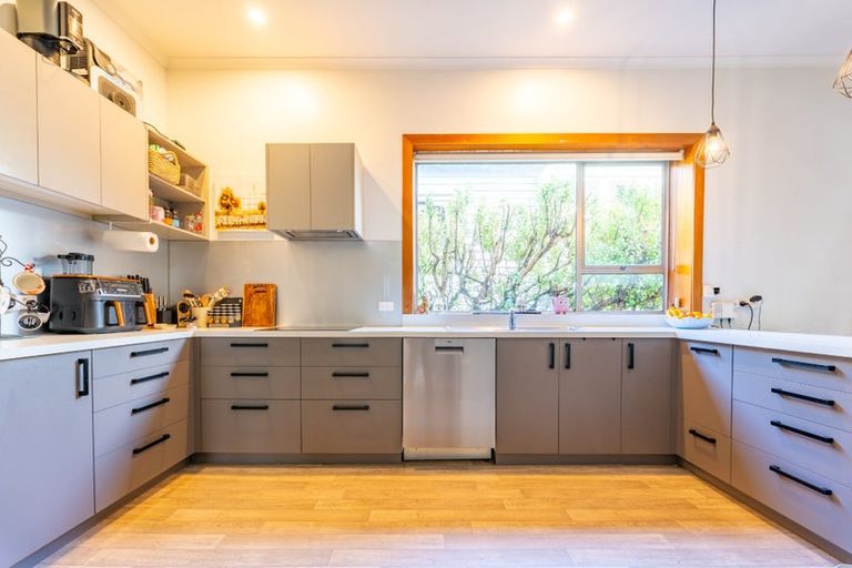 Photo of property in 25 Roslyn Terrace, West End, Timaru, 7910