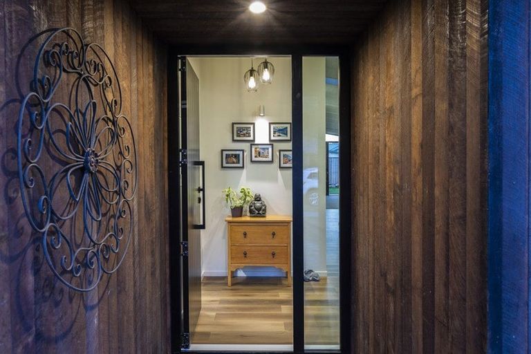 Photo of property in 5 Dray Place, Halswell, Christchurch, 8025