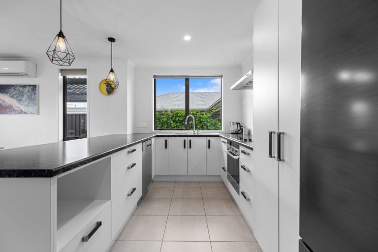 Photo of property in 5 Scarr Lane, Pyes Pa, Tauranga, 3112