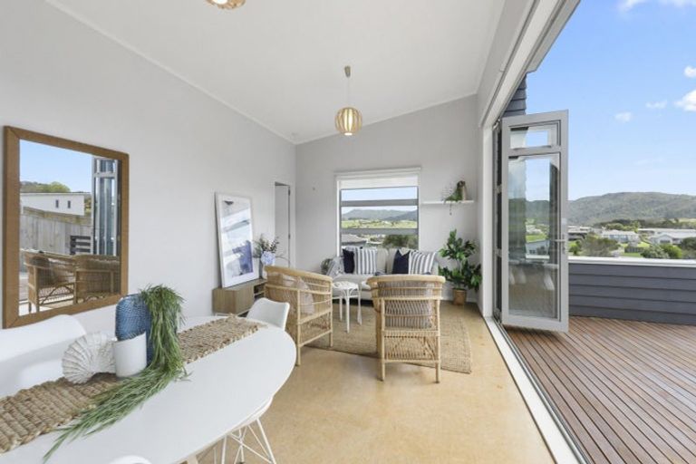 Photo of property in 37 Driftwood Place, Mangawhai Heads, Mangawhai, 0505