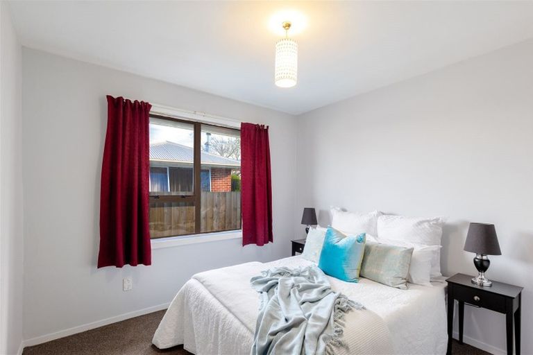Photo of property in 6 Blossomdale Place, Bishopdale, Christchurch, 8053
