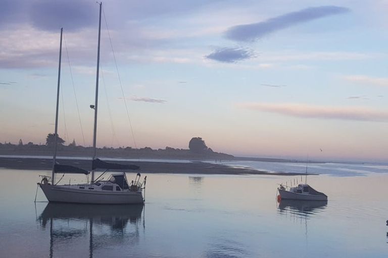 Photo of property in 2 Bay View Road, Moncks Bay, Christchurch, 8081