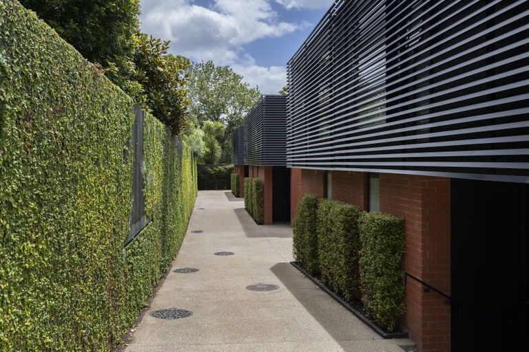 Photo of property in 3/1a Park Rise, Campbells Bay, Auckland, 0630