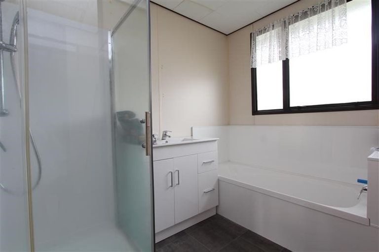 Photo of property in 1a Reeves Close, Fairview Downs, Hamilton, 3214