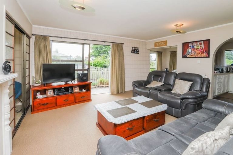 Photo of property in 1/10 Hunter Street, Hamilton Lake, Hamilton, 3204