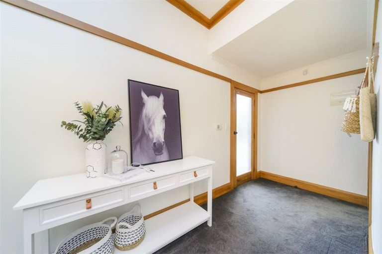 Photo of property in 30 Lyndhurst Street, Takaro, Palmerston North, 4412