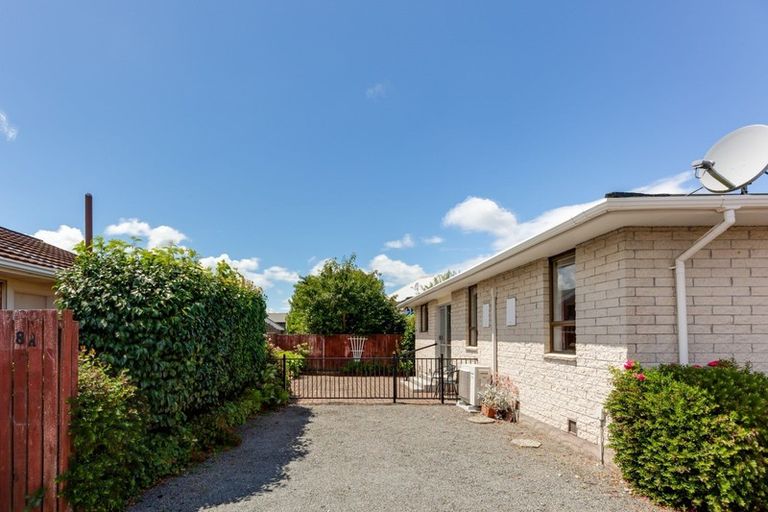 Photo of property in 1/8a Salford Avenue, Redwood, Christchurch, 8051
