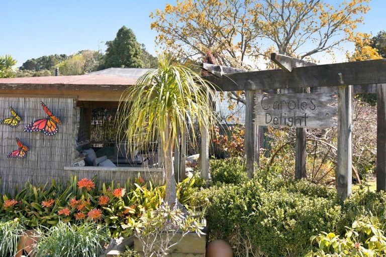 Photo of property in 30 Memorial Place, Waitara, 4320