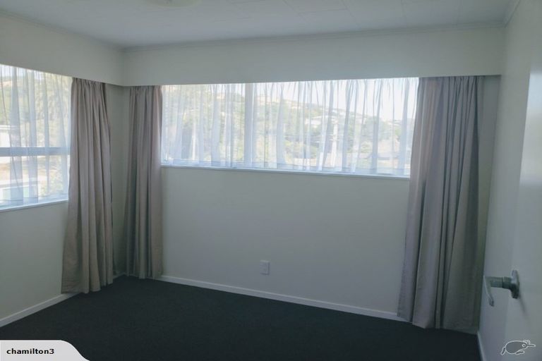 Photo of property in 17 Kowhai Street, Tawa, Wellington, 5028