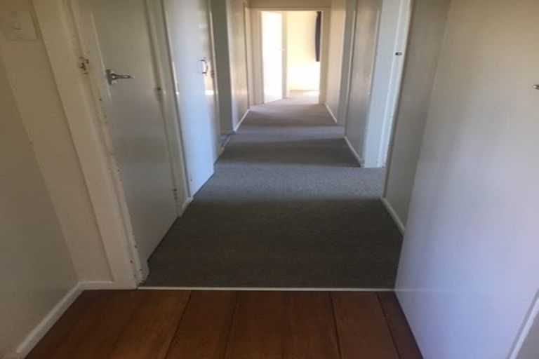 Photo of property in 493b Devonport Road, Tauranga South, Tauranga, 3112