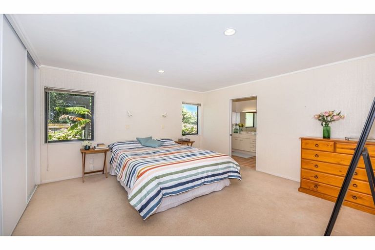 Photo of property in 35 Motutapu Avenue, Manly, Whangaparaoa, 0930