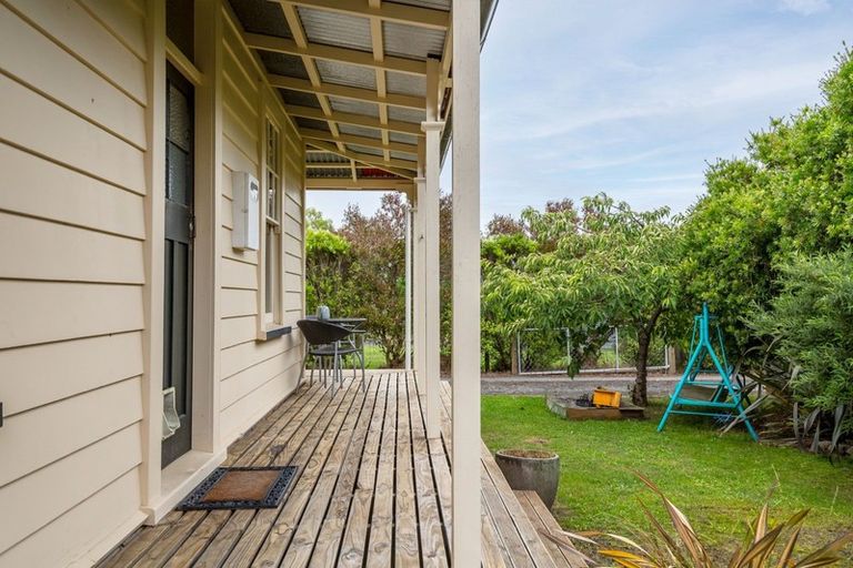 Photo of property in 12 Malcolm Street, Martinborough, 5711