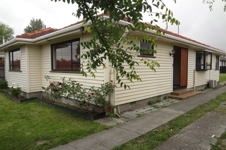 Photo of property in 111 Wainoni Road, Avondale, Christchurch, 8061