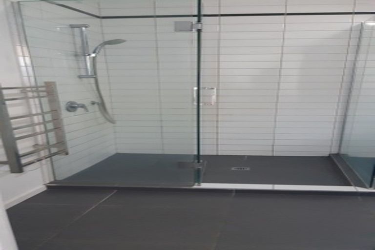 Photo of property in 5/14a Albert Road, Devonport, Auckland, 0624