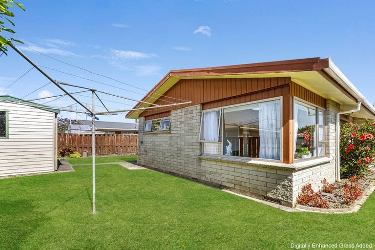 Photo of property in 2/6 Natana Place, Whakatane, 3120