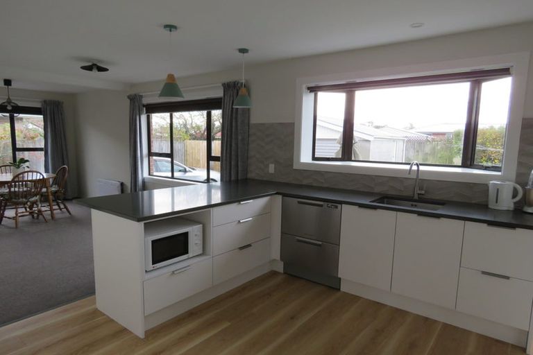 Photo of property in 28 Chedworth Avenue, Bishopdale, Christchurch, 8053