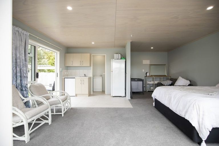 Photo of property in 11a Government Road, Raglan, 3225