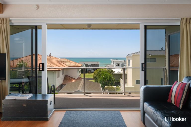 Photo of property in 81b Dillon Street, Waihi Beach, 3611
