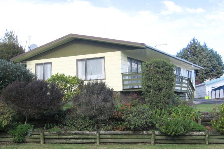 Photo of property in 6 Mcewan Place, Fitzroy, Hamilton, 3206