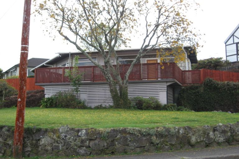 Photo of property in 162 Kawaha Point Road, Kawaha Point, Rotorua, 3010