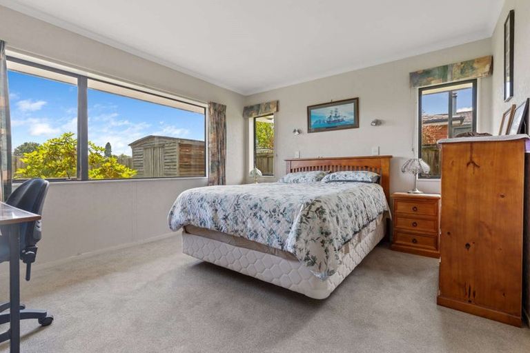 Photo of property in 9 Duggan Drive, Owhata, Rotorua, 3010