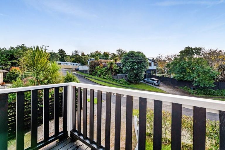 Photo of property in 8 Elizabeth Place, Ferndale, New Plymouth, 4310
