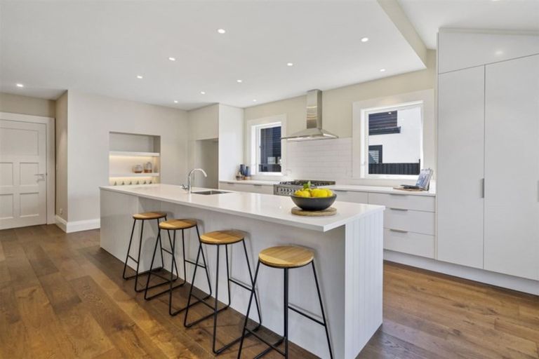 Photo of property in 8 Mays Road, St Albans, Christchurch, 8052