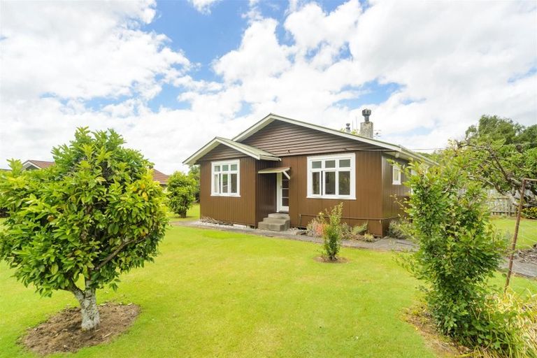 Photo of property in 6 Dunallen Avenue, Marton, 4710