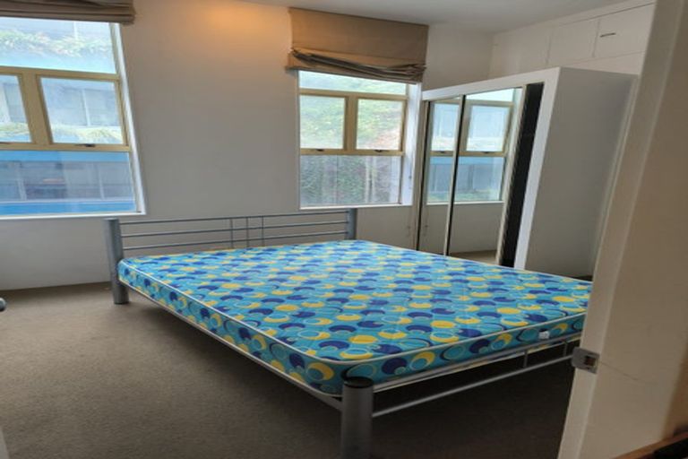 Photo of property in Sirocco Apartments, 402/8 Church Street, Wellington Central, Wellington, 6011