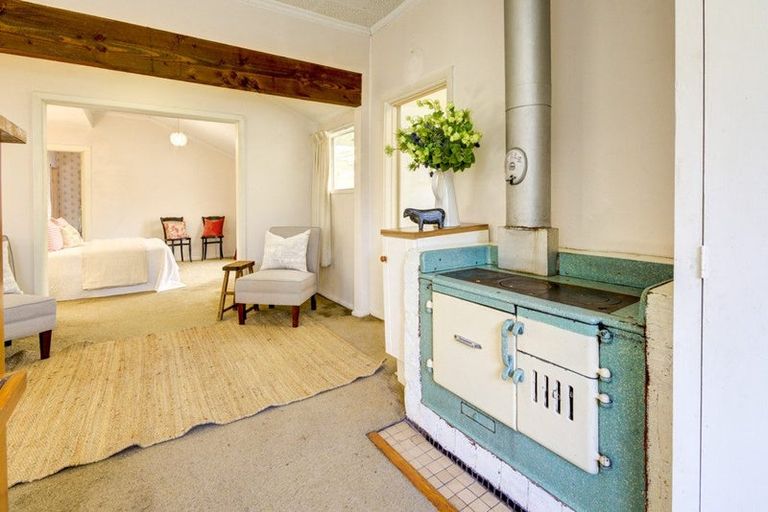 Photo of property in 4 Harewood Road, Oxford, 7430