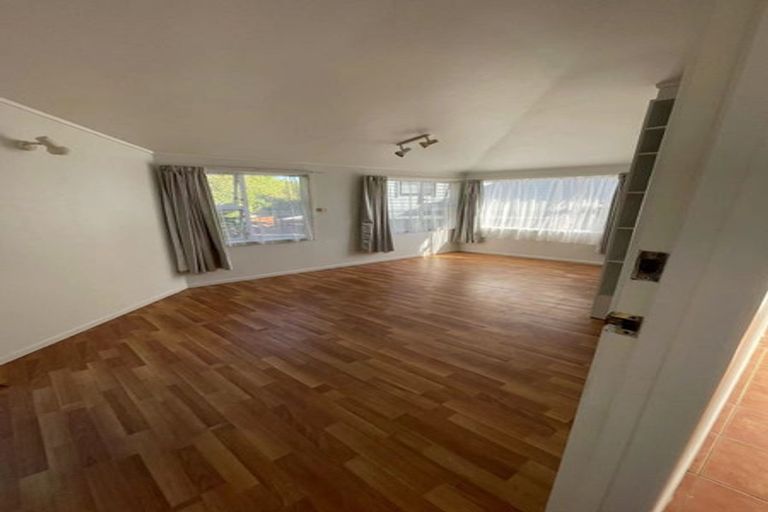 Photo of property in 9 Wolsley Avenue, Milford, Auckland, 0620