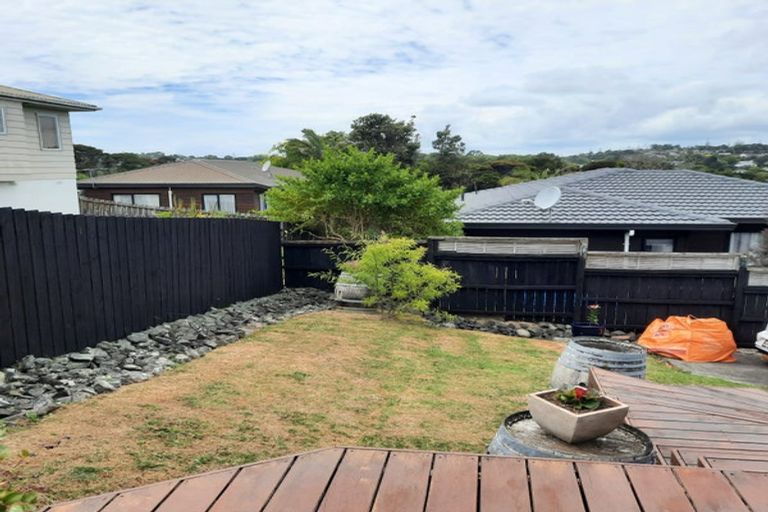 Photo of property in 2/4 Antrim Grove, Bayview, Auckland, 0629