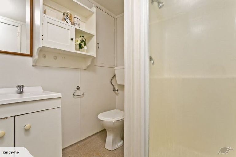 Photo of property in 1 Lynn Road, Bayview, Auckland, 0629