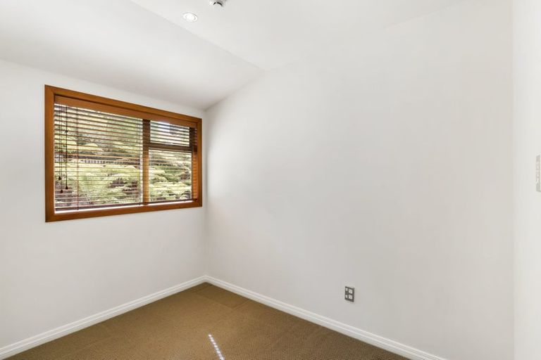 Photo of property in 49 Penguin Drive, Murrays Bay, Auckland, 0630