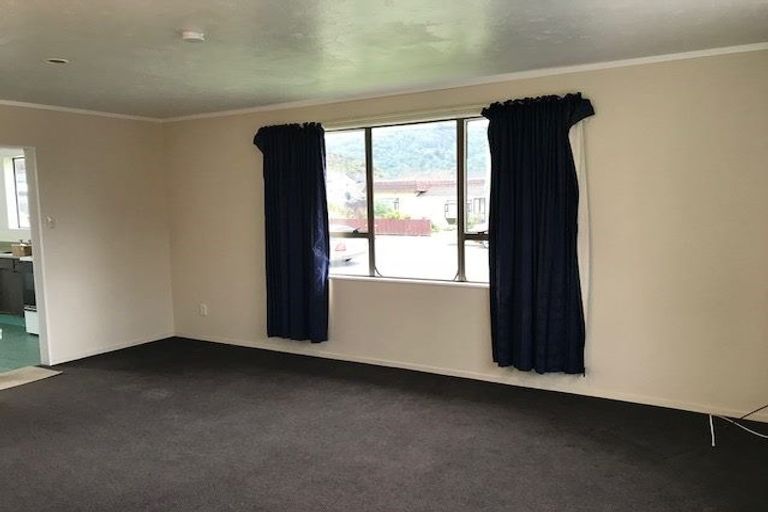 Photo of property in 2/47 Kiln Street, Silverstream, Upper Hutt, 5019