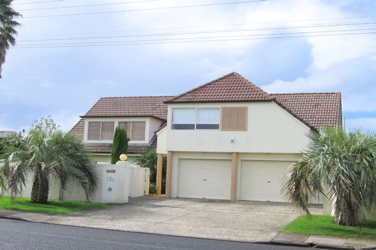 Photo of property in 120 Clovelly Road, Bucklands Beach, Auckland, 2012