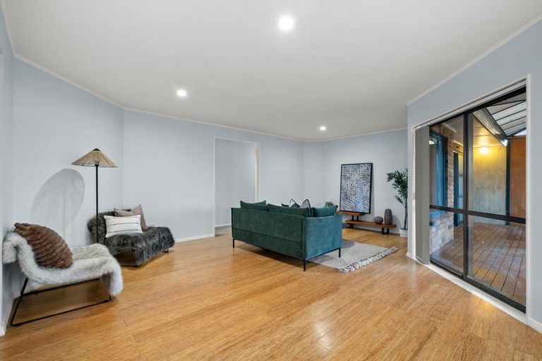 Photo of property in 6b Sheriff Place, Randwick Park, Auckland, 2105