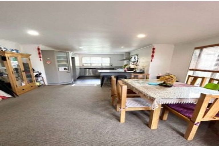 Photo of property in 71 Wayne Francis Drive, Flat Bush, Auckland, 2016