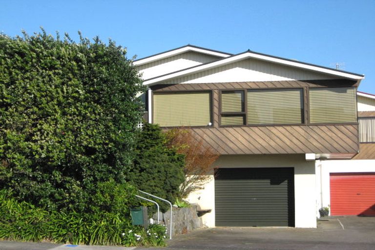 Photo of property in 381 Devon Street West, Lynmouth, New Plymouth, 4310
