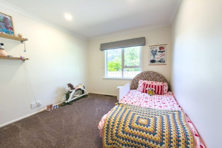 Photo of property in 75 Clifford Road, Johnsonville, Wellington, 6037