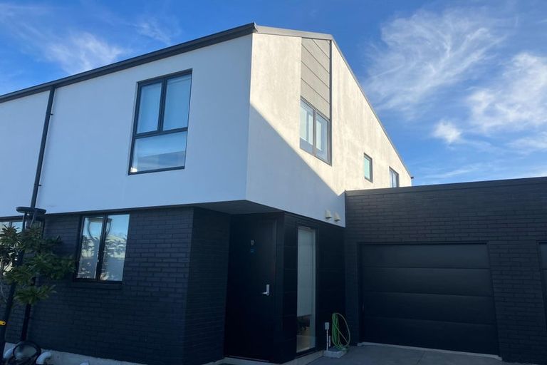 Photo of property in 11 Verlamio Lane, Edgeware, Christchurch, 8013